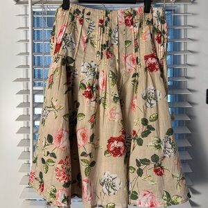 CAbi Floral Pleated A Line Skirt Beige Pink Red Roses 100% Cotton Spring Feminin